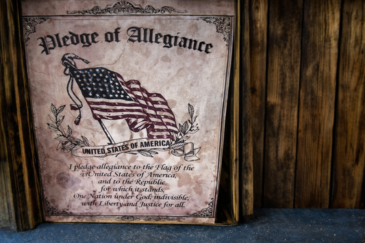 Vintage Pledge of Allegiance Wall Art – Patriotic American Decor