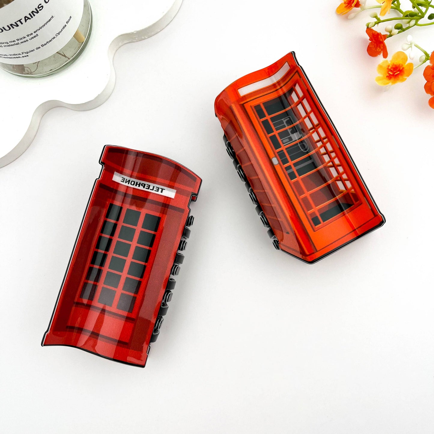 ☎️ Retro Phone Booth Hair Claw – Creative PVC Clip 📞